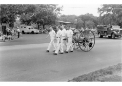 1964-07-04  TERCENTENARY PARADE 675